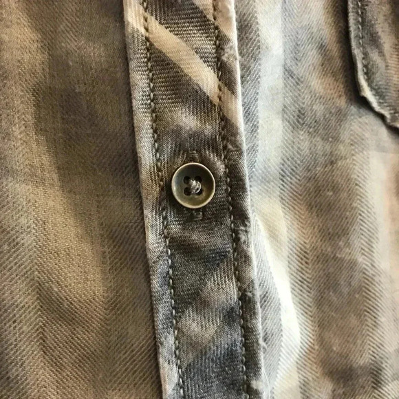 BDG Flannel Plaid Shirt Gray Ivory Women’s Size XS - Picture 3 of 10